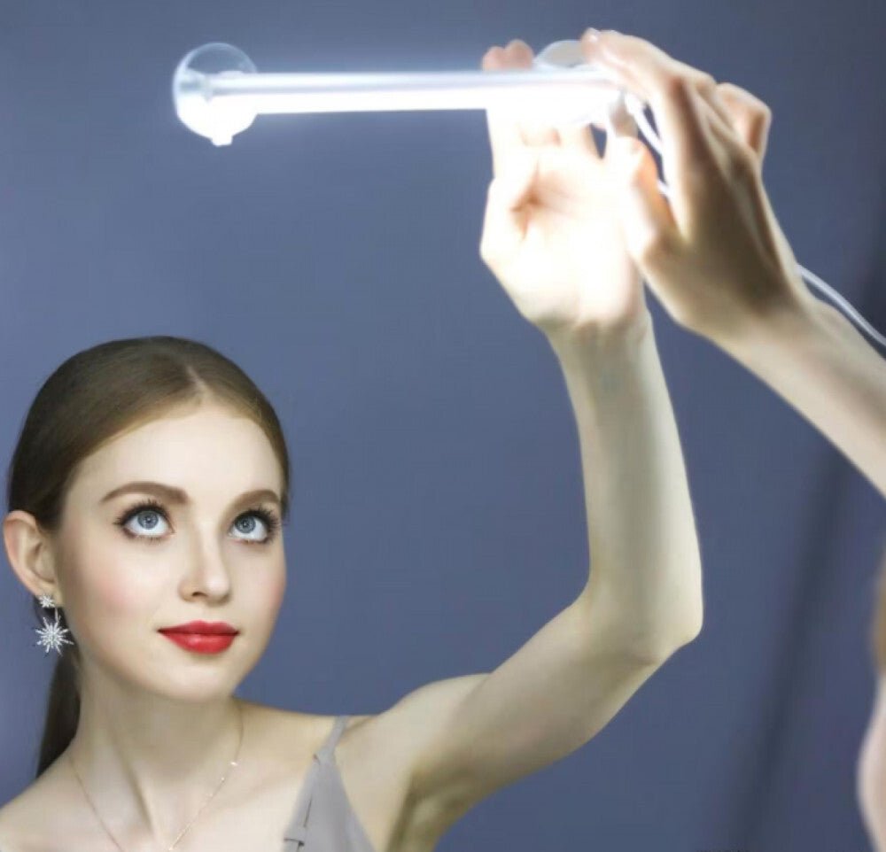 Seventybeauty 30 cm - es Rögzíthető LED Kozmetikai Tükör - Asztali és Fali - BShopy