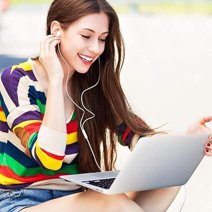 Fehér Vezetékes Fülhallgató Mikrofonnal - 3.5 mm jack Csatlakozóval, Univerzális Headset Telefonhoz - BShopy