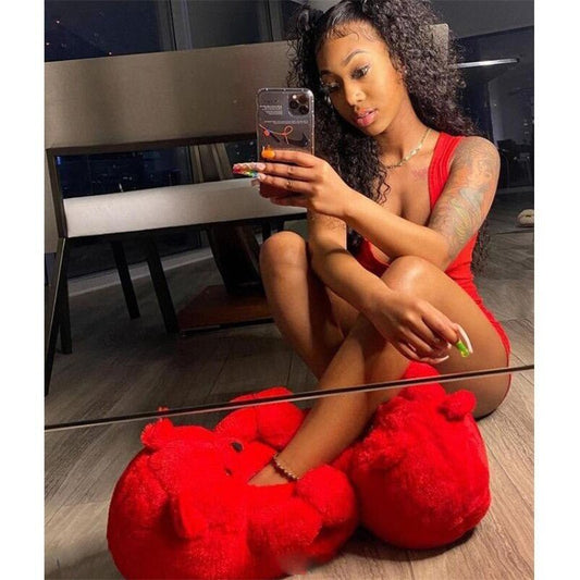 Piros Mamusz Nőknek – 36–41 Méret, Puha és Meleg Benti Cipő Téli Otthoni Használatra - BShopy